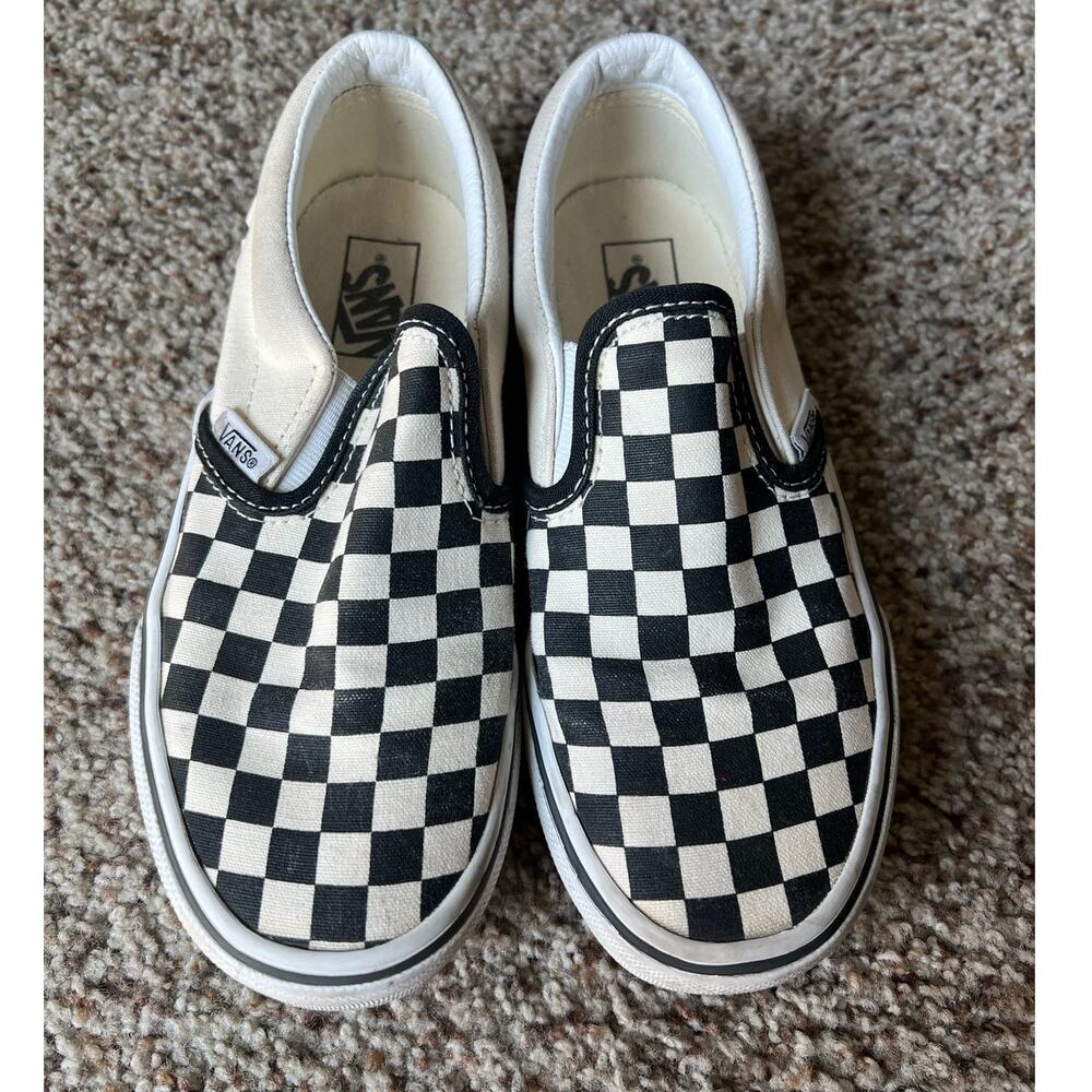 Little Kids Classic Slip-On Checkerboard Vans, 2.5, Black/White, Skate - Picture 2 of 7